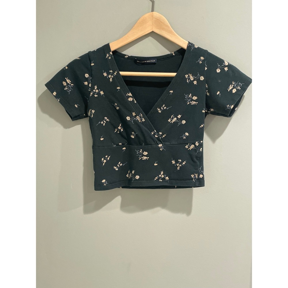 Brandy Melville Dark Green Floral Wrap‎ Crop Top S